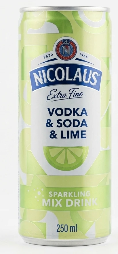 Nicolaus vodka sóda a limetka