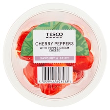 Marinovaná červená cherry paprika plnená čerstvým syrom s paprikovou pastou 90 g