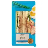 Toastový chlieb s tuniakom, majonézovou omáčkou, vajciami, šalátom a jarnou cibuľkou 186 g