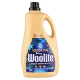 Woolite Keratin Therapy Perfume Edition prací prípravok na čiernu a tmavú bielizeň 60 praní 3,6 l