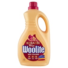 Woolite Keratin Therapy tekutý prací prípravok s keratínom na farebnú bielizeň 45 praní 2,7 l