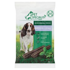 Pet Specialist Dentálna žuvacia tyčinka s mätou a petržlenom pre stredné psy 7 ks 180 g